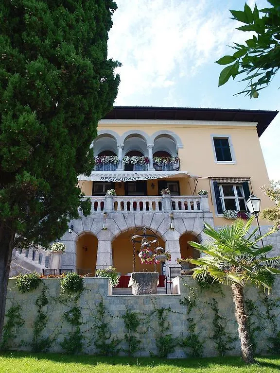 *** Szálloda Villa Ariston Abbázia Horvátország